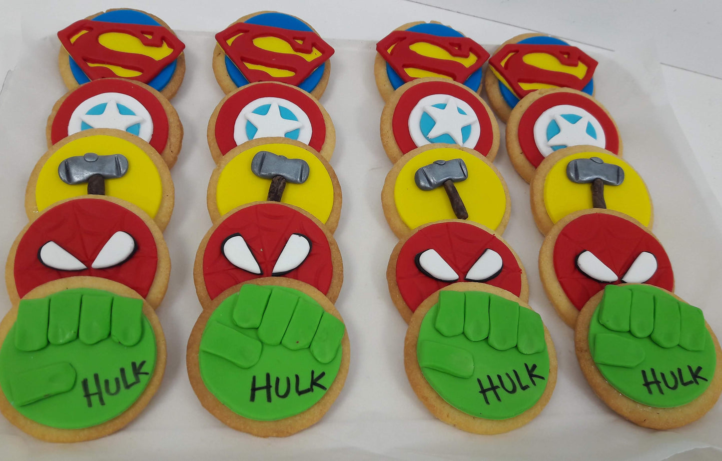 Biscotti Avengers